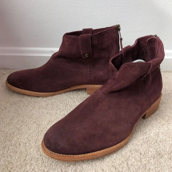 Johnston & Murphy Stephanie Stitched Bootie - Picture 3 of 14